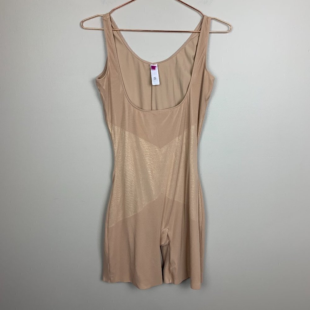 STAR by Spanx Lady Luxe Open-Bust Mid-Thigh Bodysuit - Tan XL